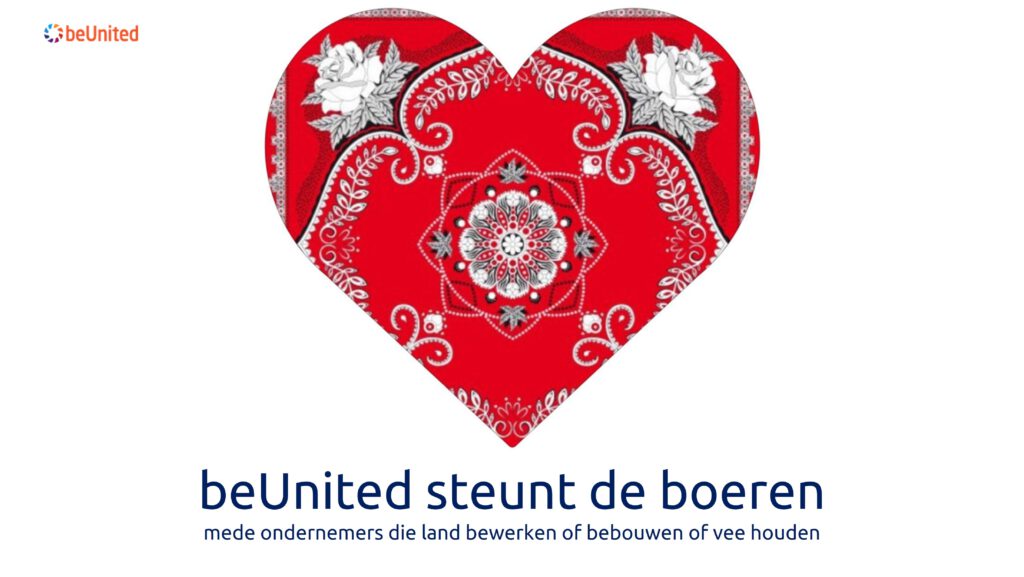 olgens crisisexpert Arjen Boin is de tijd van pappen en nathouden voorbij. "Nu zijn we op een punt gekomen dat we moeten doorpakken, we moeten veranderen", zei de crisisexpert vertelde hij eerder bij NPO Radio 1. "Ondertussen zijn die problemen op elkaar gaan in werken. Als je één probleem heel hard aanpakt, zijn er weer andere onderdelen. Denk aan stikstof: we gaan eerst de boeren doen, dat onderdeel gaan we van de checklist halen. Ja, zo werkt dat dus niet meer. Het heeft allerlei invloeden op de andere problemen." Lees ook: Caroline van der Plas reageert op tweede plek BBB in peilingen Van der Plas zit VVD op de hielen in peiling: 'Ze mogen hun borst natmaken' Volgens hem moet alles in samenhang bekeken worden. Niet alleen de boeren, maar ook Schiphol, auto's en industrie net zo hard aanpakken. "Die problemen laten zien dat de manier waarop wij onze samenleving hebben georganiseerd tegen een grens aangelopen is. Het gaat gewoon niet meer. Je kunt niet meer naar één bepaalde groep gaan, we moeten toch echt op een andere manier dingen gaan doen. Daar moet de politiek zich mee bezig houden. Dat is iets wat we niet horen daar", zei hij eerder. "Wat de overheid moet doen is rechtvaardig beleid voeren, resultaat boeken, en luisteren naar mensen. Je kunt niet alles doen wat iedereen wil want mensen hebben andere meningen, maar dan moet je goed uitleggen waarom je bepaalde keuzes maakt en welke visie je hebt voor de toekomst van Nederland", aldus Den Ridder van het SCP.